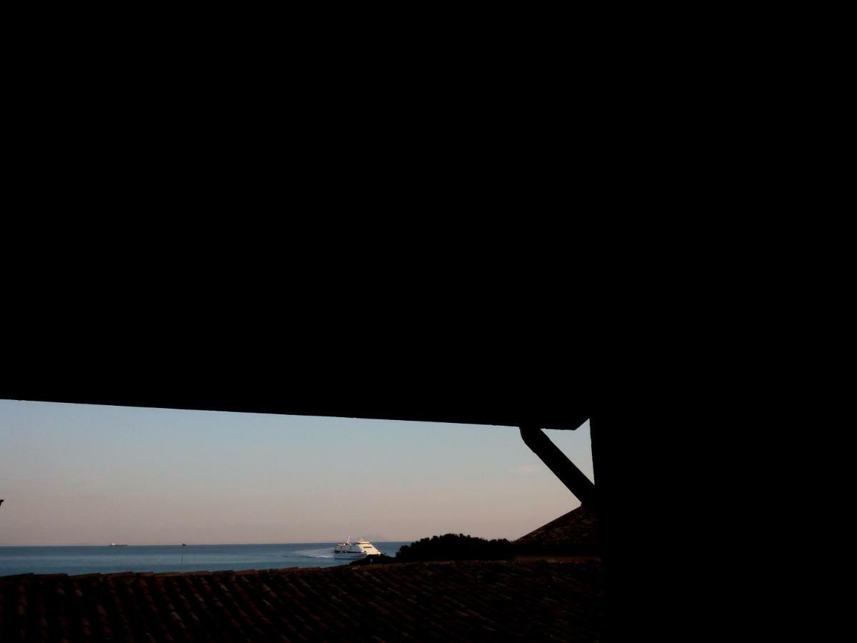 Casa Vacanze Torre Di Mola Formia Exteriör bild